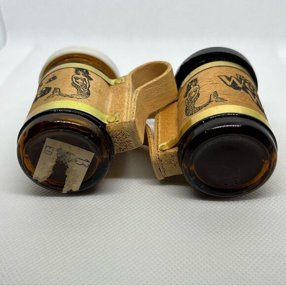 Vintage Weeki Wachee Springs Florida Mermaid Show Souvenir Salt & Pepper Shakers - Picture 4 of 5